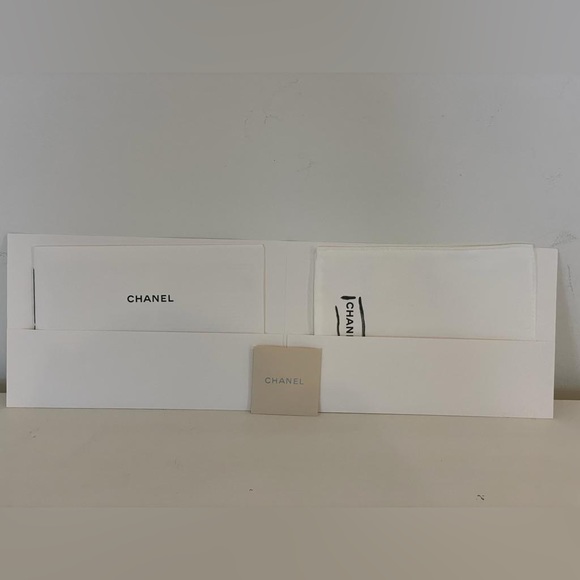 Chanel Double Flap Classic Bag | Caviar Leather | Jumbo | Silver Hardware - Picture 12 of 12